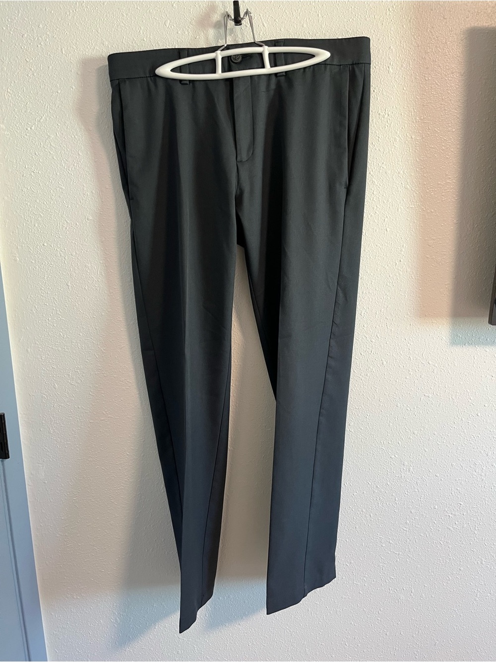Haggar Gray Men's Dress Pants - Straight Leg Size 34x32